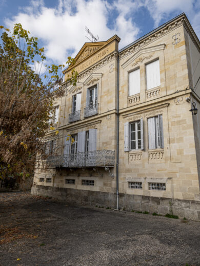 Photo de la façade de la mairie